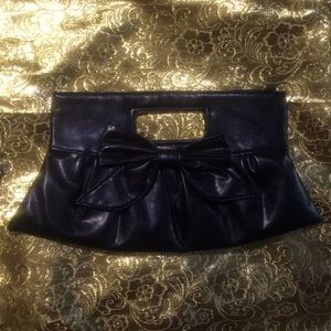 Black Clutch